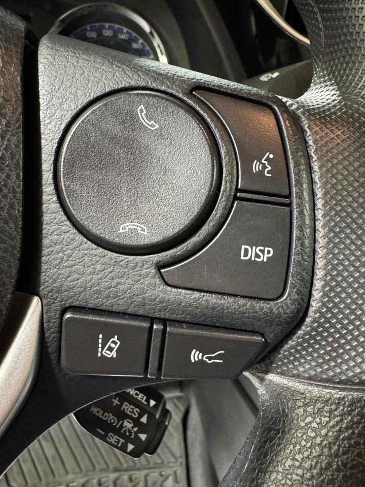 2019 Toyota Corolla LE / HEATED SEATS / TOYOTA SAFETY - Photo #11