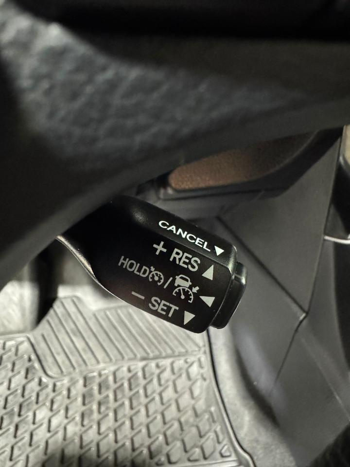 2019 Toyota Corolla LE / HEATED SEATS / TOYOTA SAFETY - Photo #13