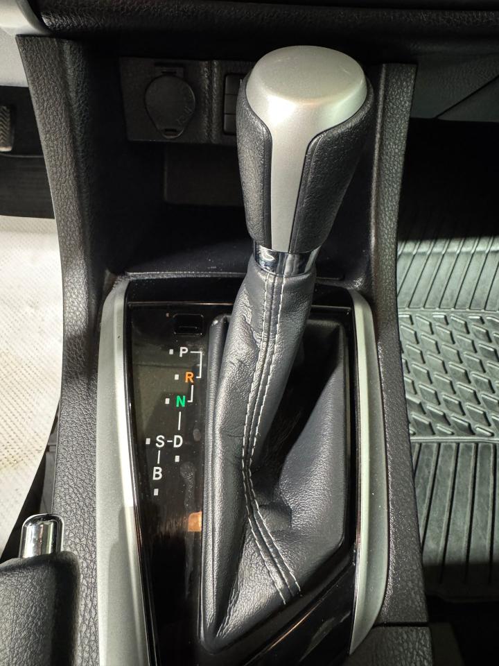 2019 Toyota Corolla LE / HEATED SEATS / TOYOTA SAFETY - Photo #15