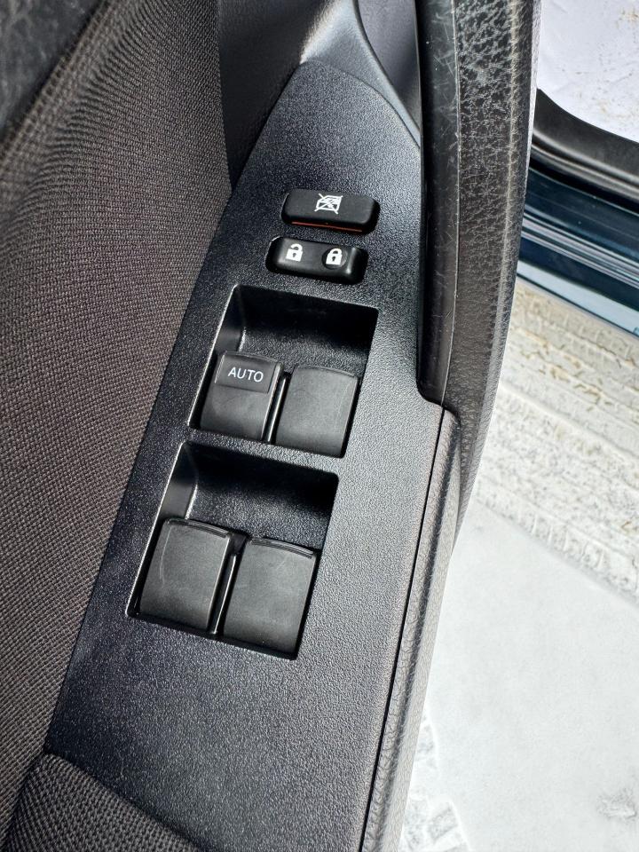 2019 Toyota Corolla LE / HEATED SEATS / TOYOTA SAFETY - Photo #17