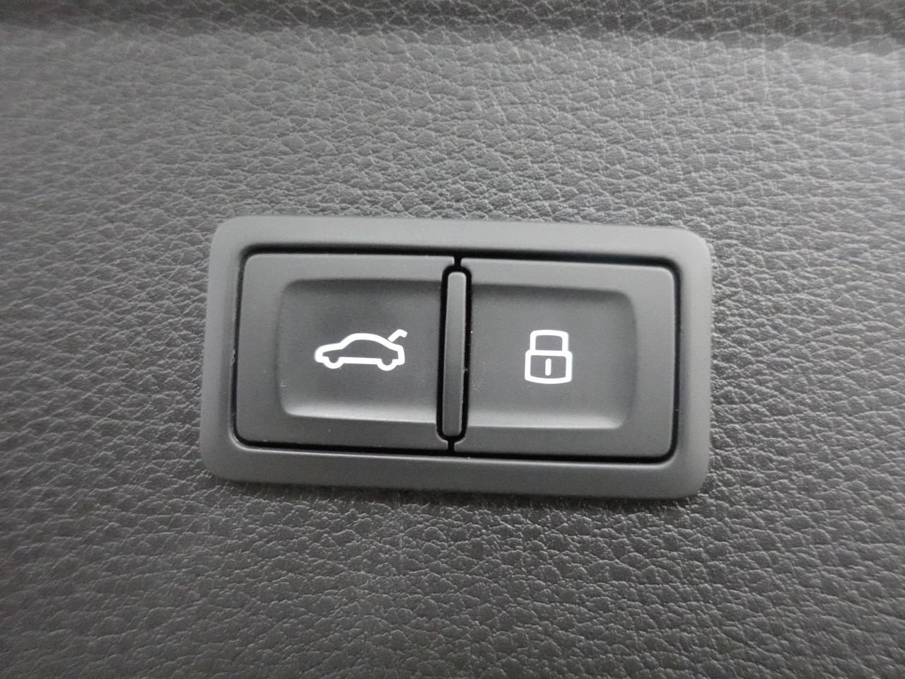 2023 Audi Q5 PROGRESIV S-Line AWD | BlackOptics | Nav | Sunroof Photo