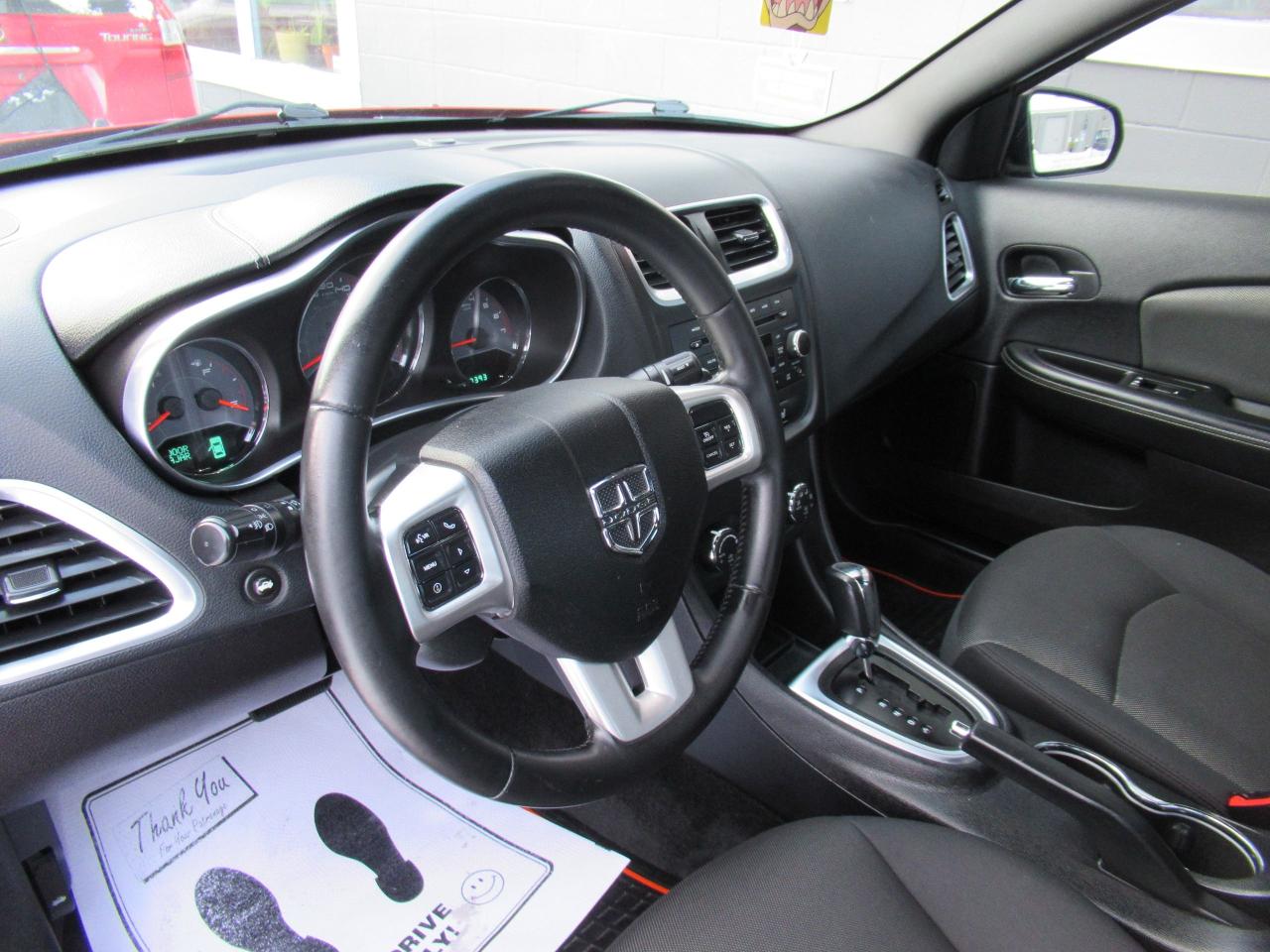 2012 Dodge Avenger SXT - Photo #6