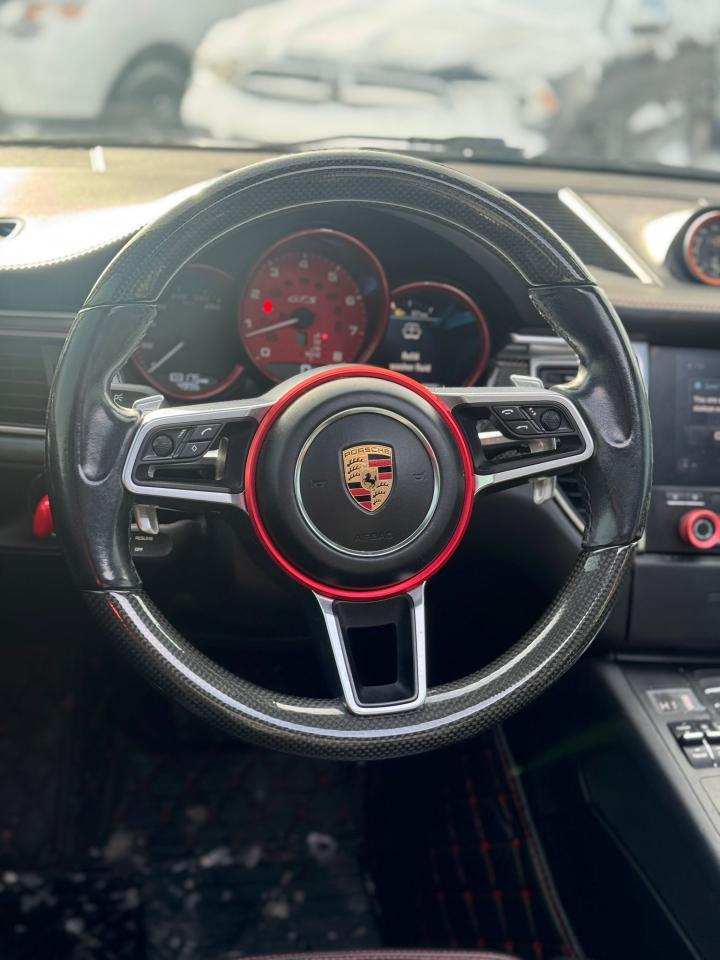 2017 Porsche Macan GTS - Photo #11