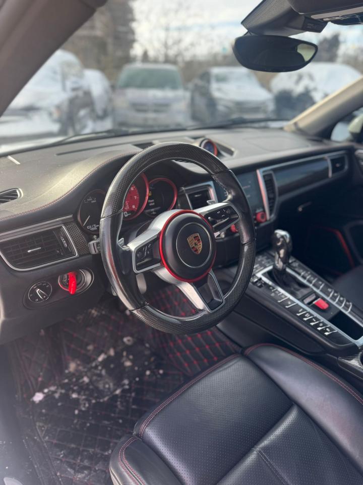 2017 Porsche Macan GTS - Photo #6