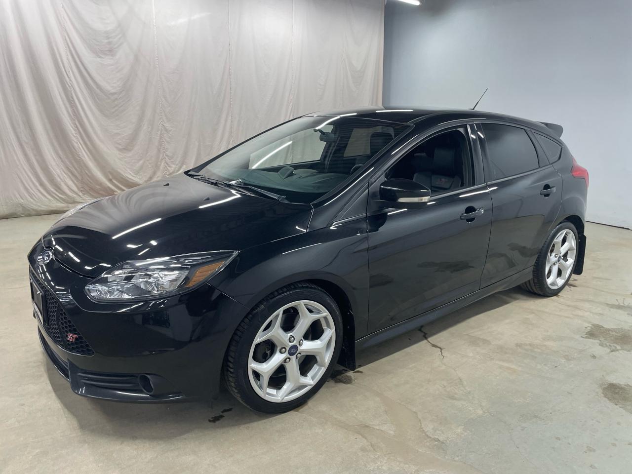 2013 Ford Focus 5dr HB ST Photo3