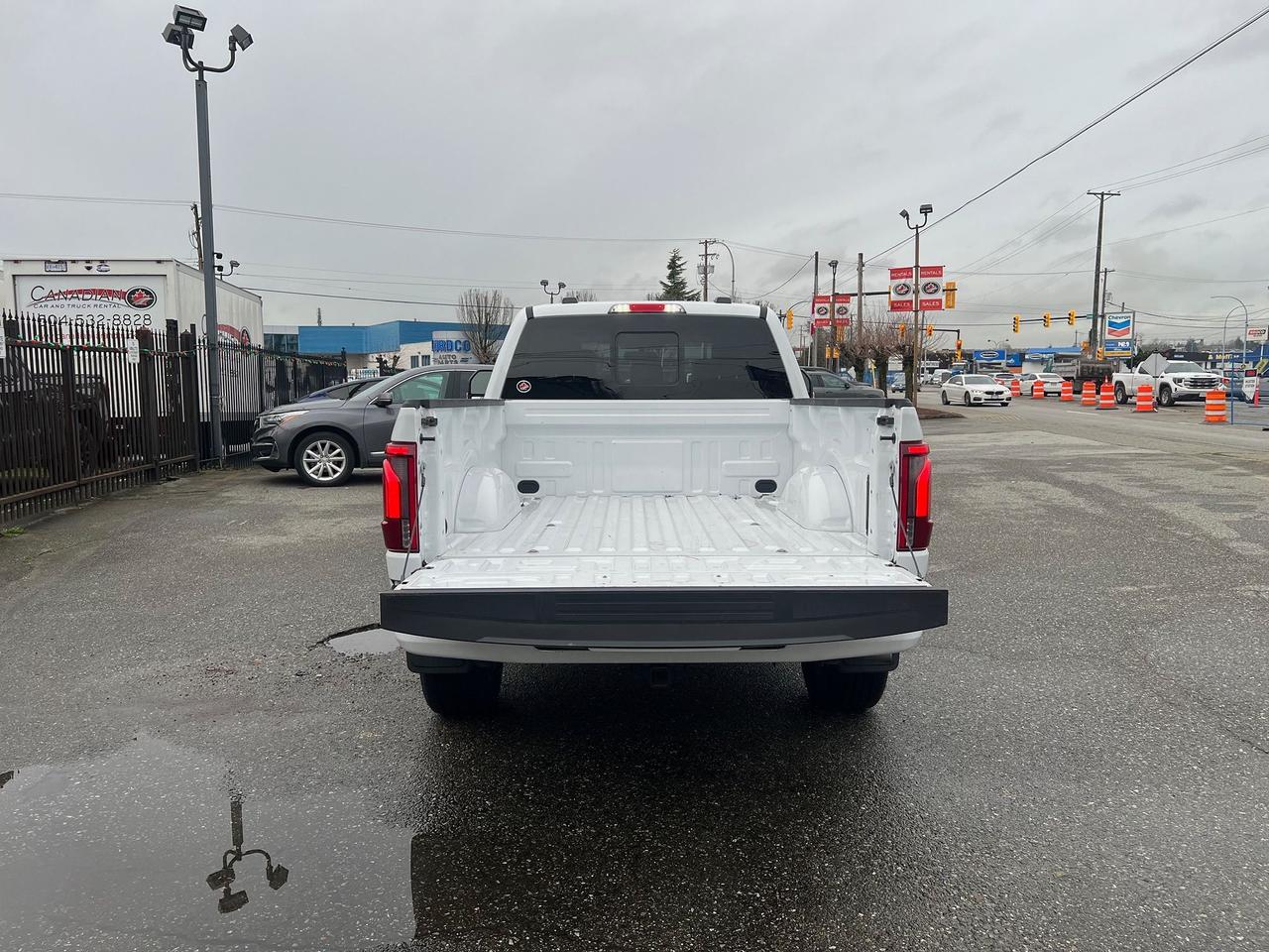 2025 Ford F-150 Lariat Photo