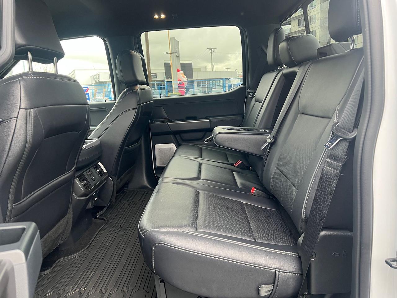 2025 Ford F-150 Lariat Photo