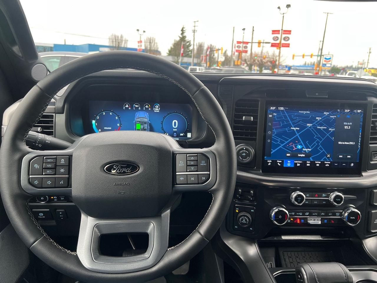 2025 Ford F-150 Lariat Photo