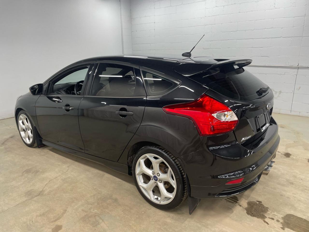 2013 Ford Focus 5dr HB ST