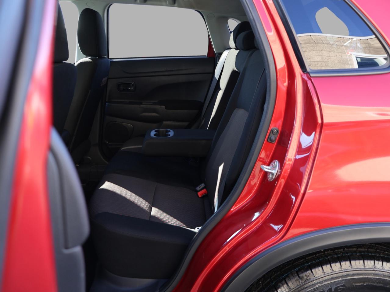 2018 Mitsubishi RVR SE 4WD CERTIFIED *ACCIDENT FREE* CAMERA BLUETOOTH HEATED SEATS CRUISE ALLOYS Photo