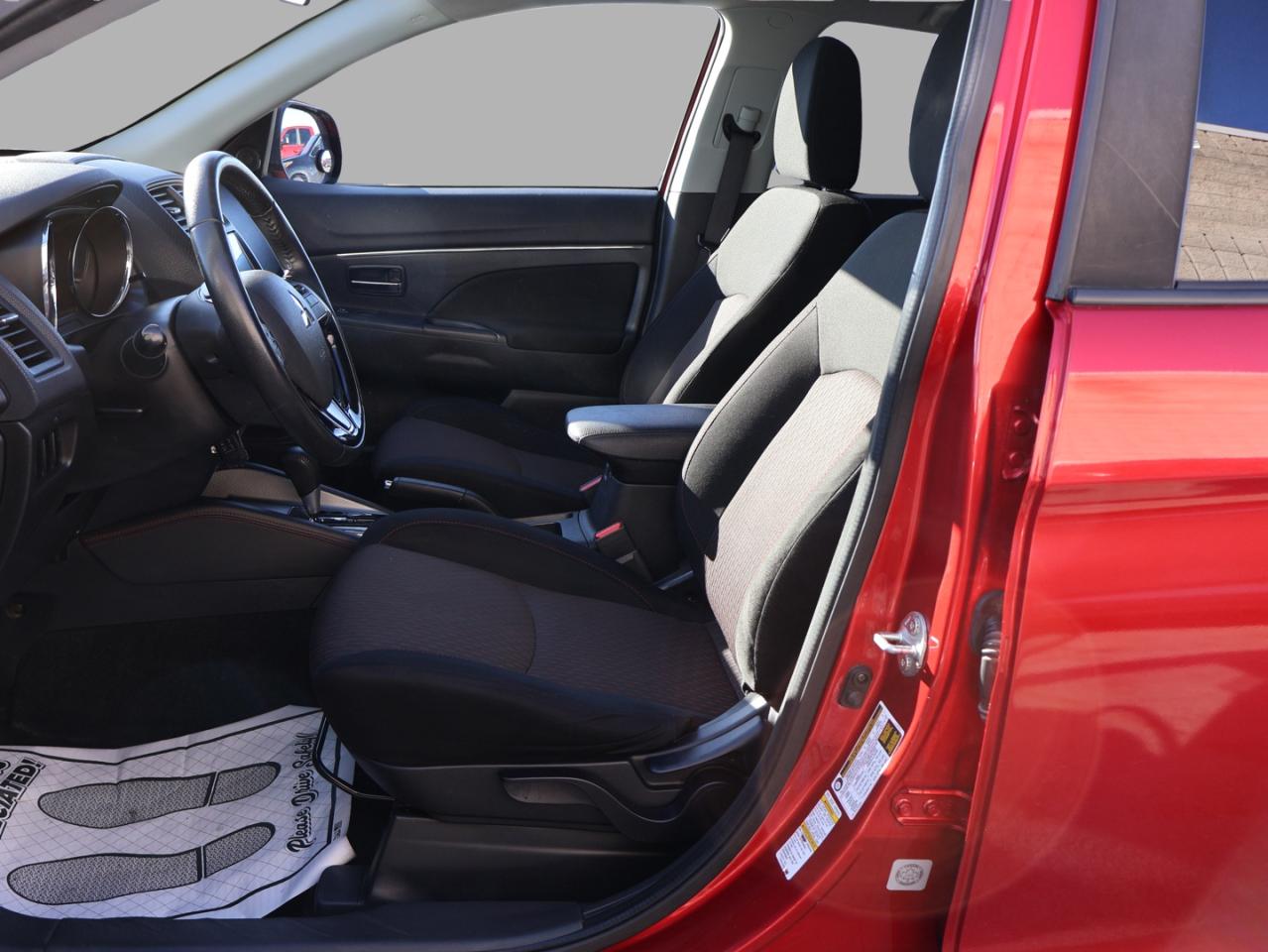 2018 Mitsubishi RVR SE 4WD CERTIFIED *ACCIDENT FREE* CAMERA BLUETOOTH HEATED SEATS CRUISE ALLOYS Photo