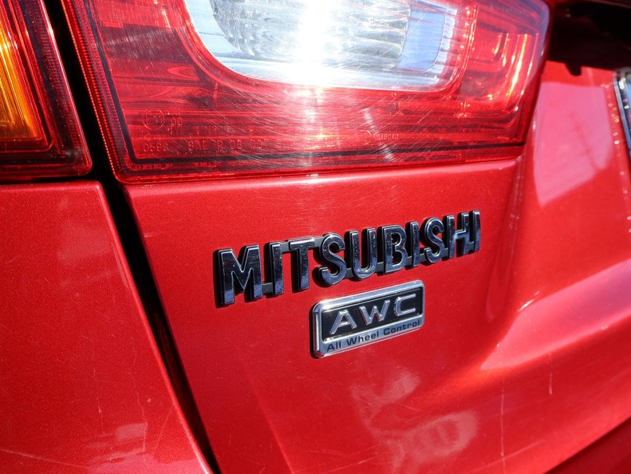 2018 Mitsubishi RVR SE 4WD CERTIFIED *ACCIDENT FREE* CAMERA BLUETOOTH HEATED SEATS CRUISE ALLOYS Photo