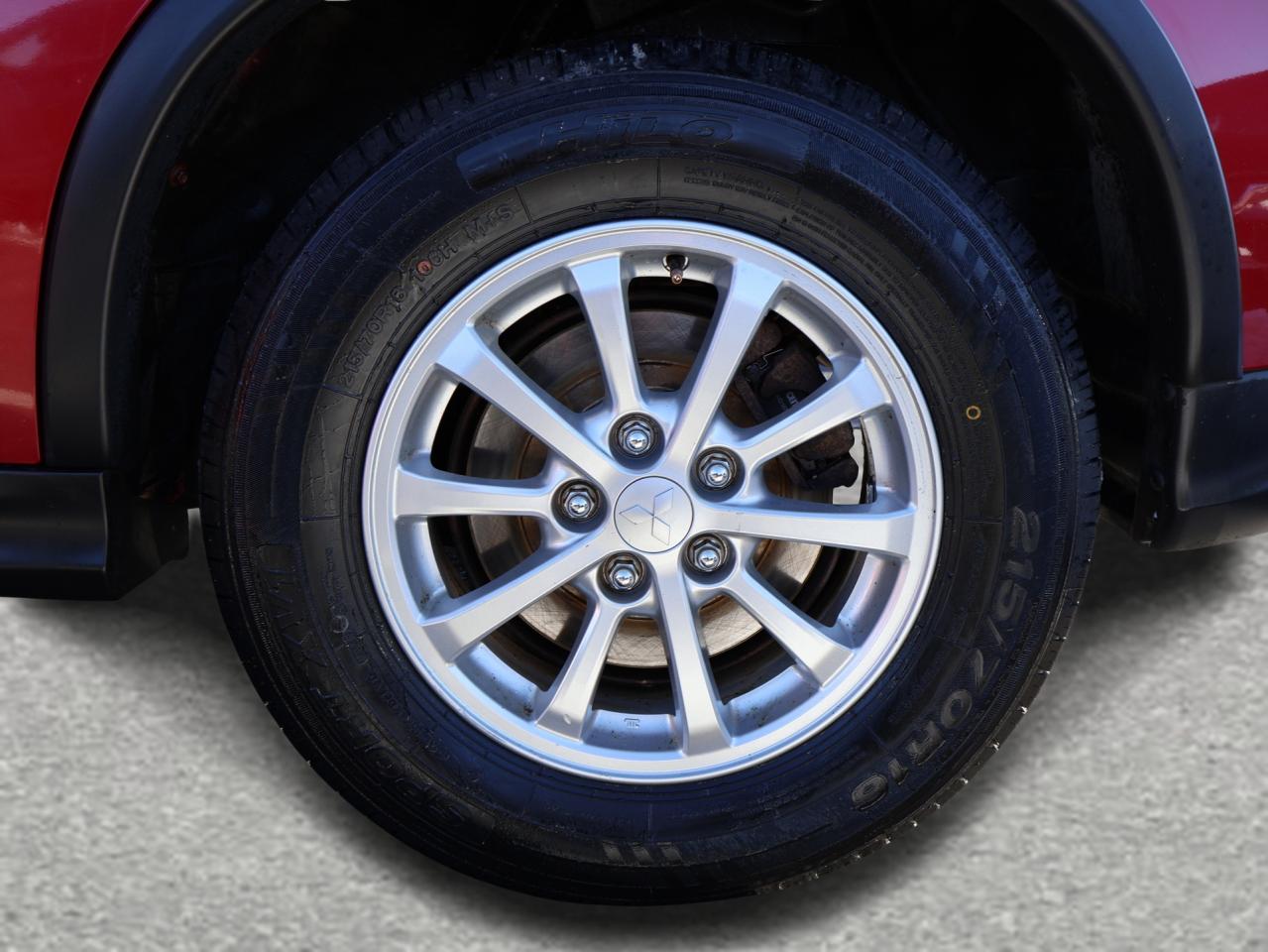 2018 Mitsubishi RVR SE 4WD CERTIFIED *ACCIDENT FREE* CAMERA BLUETOOTH HEATED SEATS CRUISE ALLOYS Photo