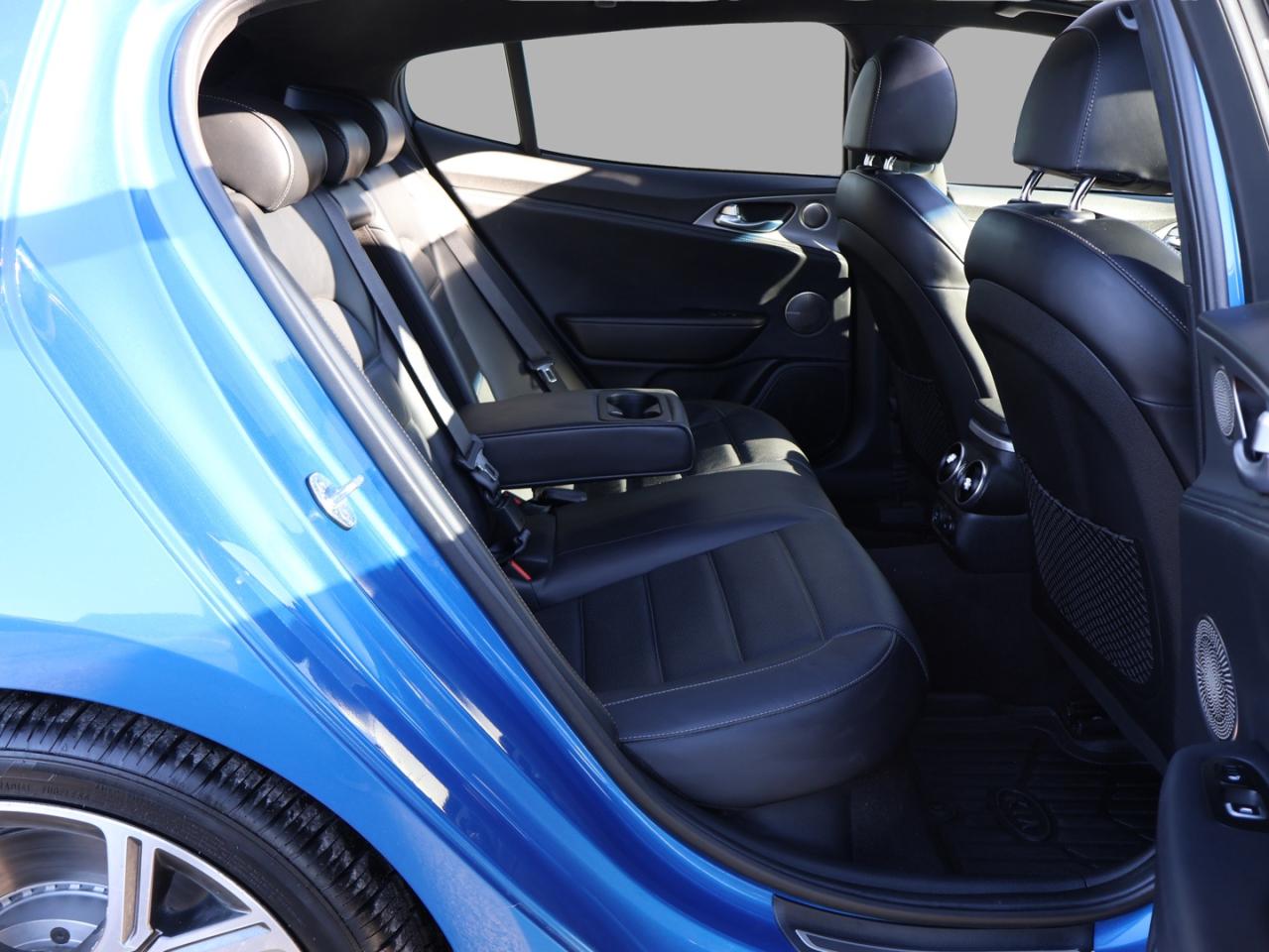 2018 Kia Stinger GT-LIMITED AWD CERTIFIED *KIA MAINTAIN* CAMERA NAV BLUETOOTH LEATHER HEATED SEATS PANO ROOF CRUISE ALLOYS Photo