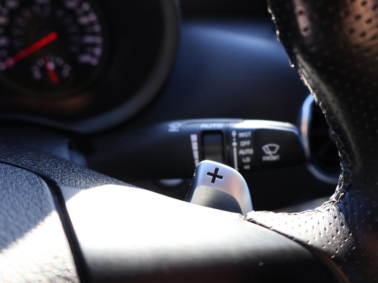 2018 Kia Stinger GT-LIMITED AWD CERTIFIED *KIA MAINTAIN* CAMERA NAV BLUETOOTH LEATHER HEATED SEATS PANO ROOF CRUISE ALLOYS Photo