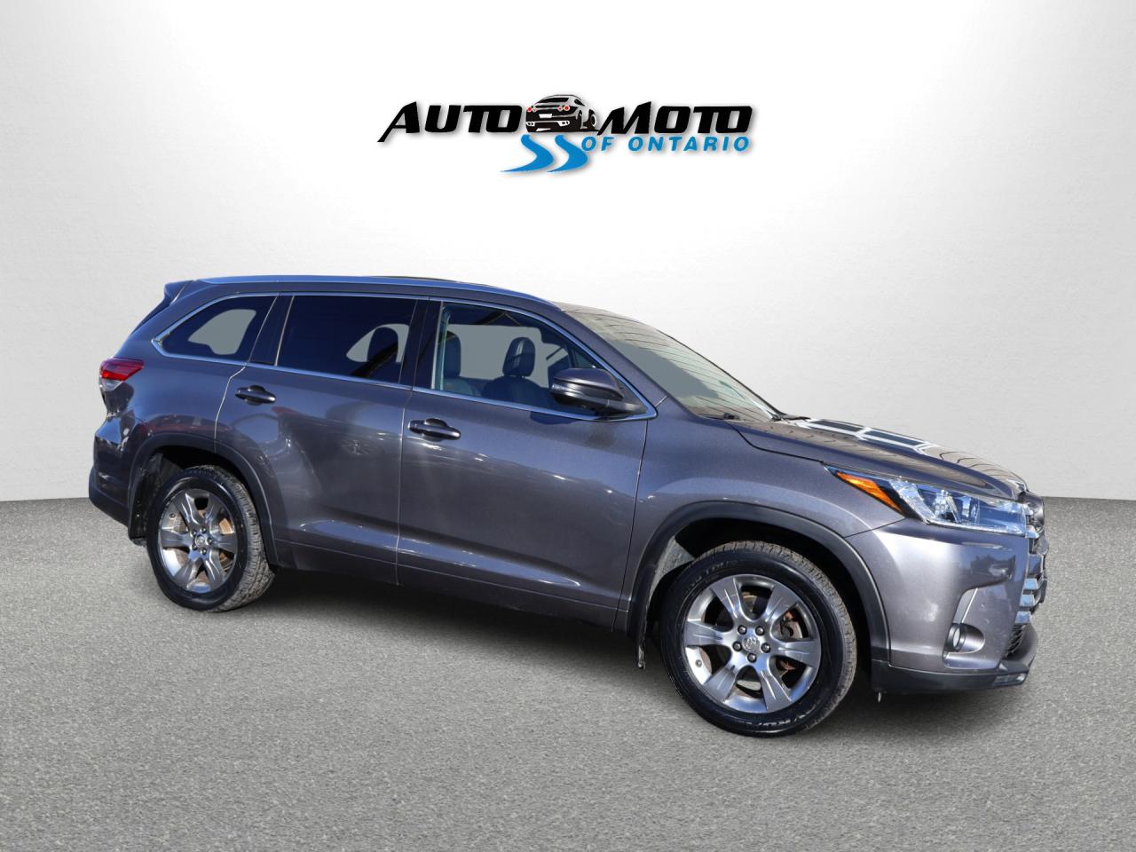 2017 Toyota Highlander LIMITED AWD CERTIFIED *TOYOTA MAINTAIN* CAMERA NAV BLUETOOTH LEATHER HEATED SEATS PANO ROOF CRUISE ALLOYS Photo