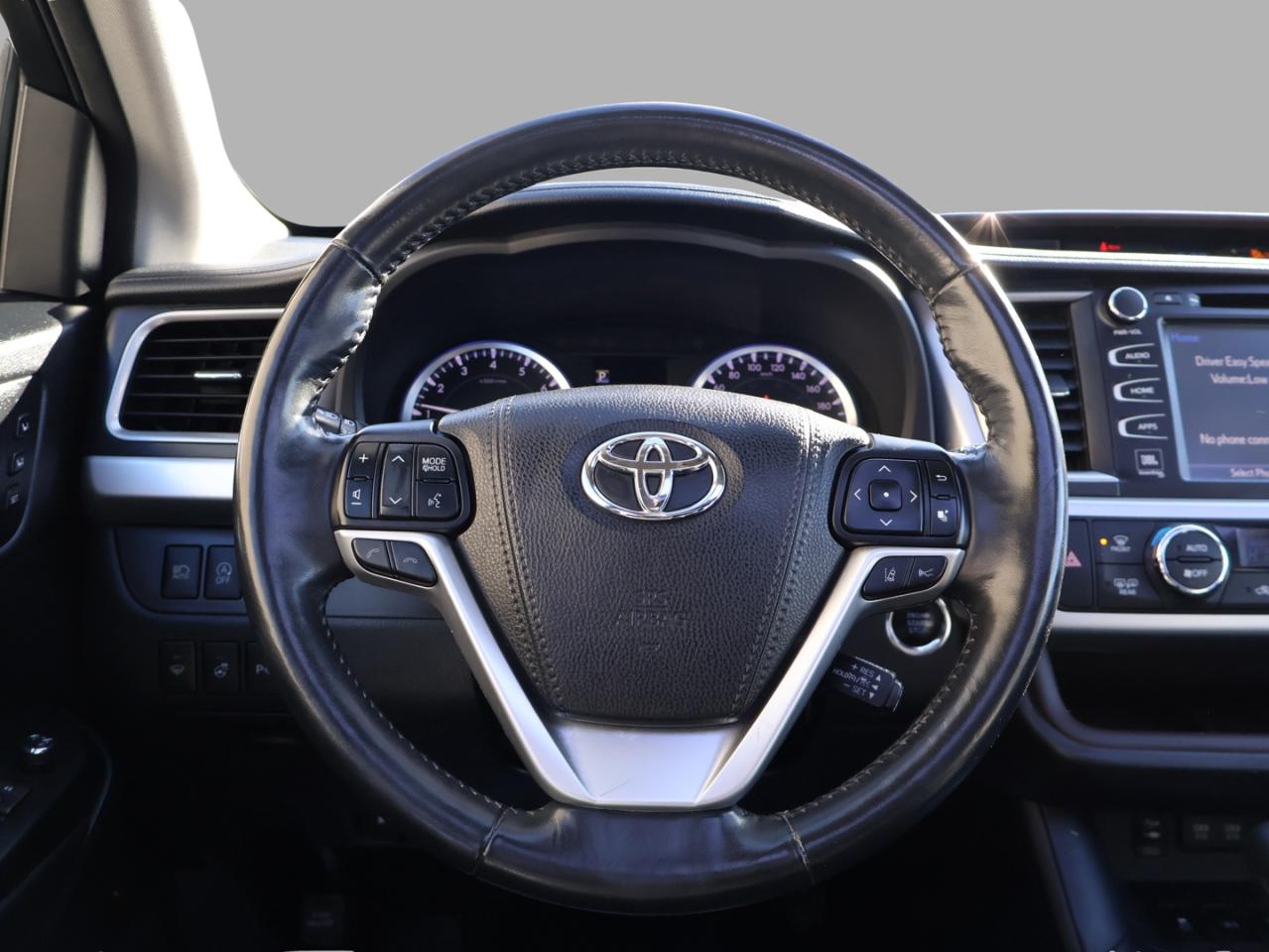 2017 Toyota Highlander LIMITED AWD CERTIFIED *TOYOTA MAINTAIN* CAMERA NAV BLUETOOTH LEATHER HEATED SEATS PANO ROOF CRUISE ALLOYS Photo