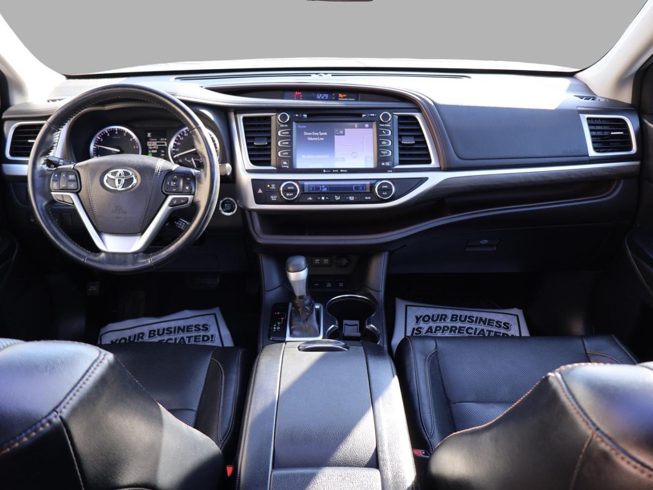 2017 Toyota Highlander LIMITED AWD CERTIFIED *TOYOTA MAINTAIN* CAMERA NAV BLUETOOTH LEATHER HEATED SEATS PANO ROOF CRUISE ALLOYS Photo