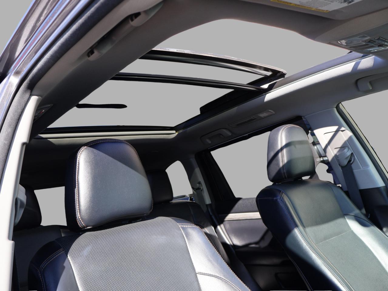 2017 Toyota Highlander LIMITED AWD CERTIFIED *TOYOTA MAINTAIN* CAMERA NAV BLUETOOTH LEATHER HEATED SEATS PANO ROOF CRUISE ALLOYS Photo