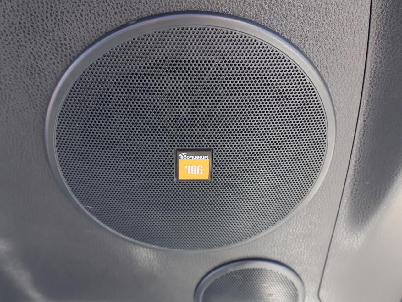 2017 Toyota Highlander LIMITED AWD CERTIFIED *TOYOTA MAINTAIN* CAMERA NAV BLUETOOTH LEATHER HEATED SEATS PANO ROOF CRUISE ALLOYS Photo