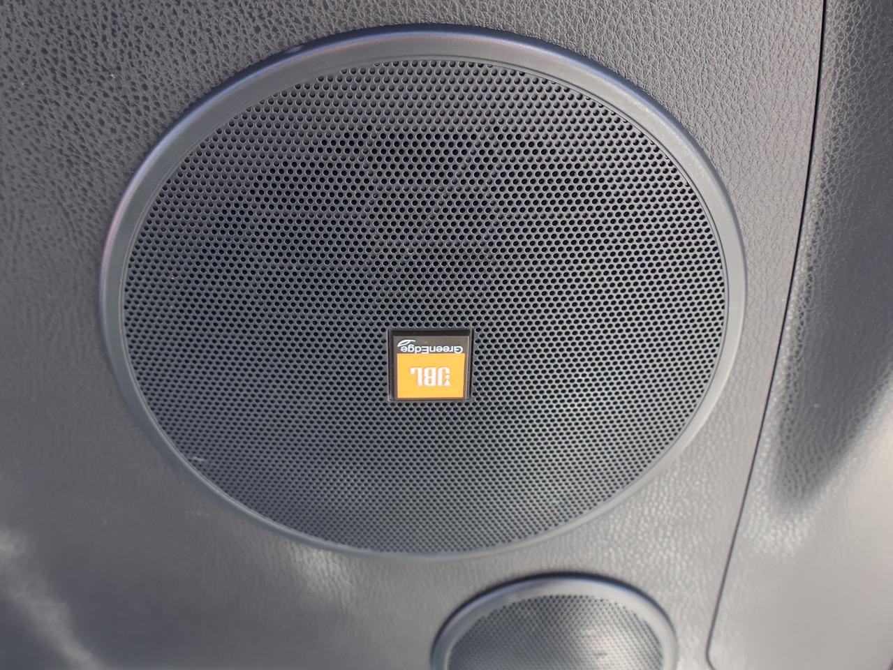 2017 Toyota Highlander LIMITED AWD CERTIFIED *TOYOTA MAINTAIN* CAMERA NAV BLUETOOTH LEATHER HEATED SEATS PANO ROOF CRUISE ALLOYS Photo