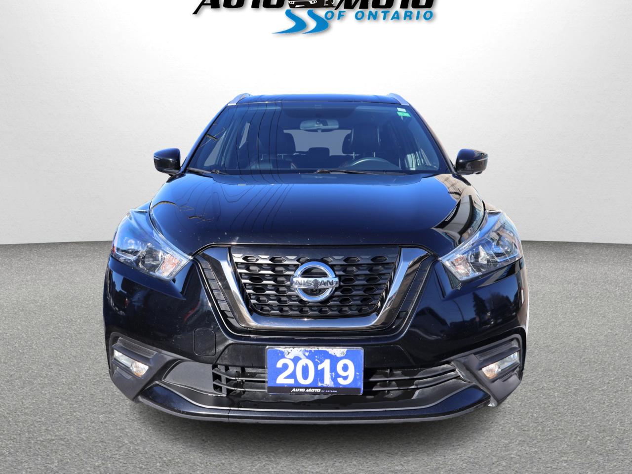 2019 Nissan Kicks SR CERTIFIED *1 OWNER*ACCIDENT FREE*NISSAN MAINTAIN* CAMERA BLUETOOTH LEATHER HEATED SEATS CRUISE ALLOYS Photo