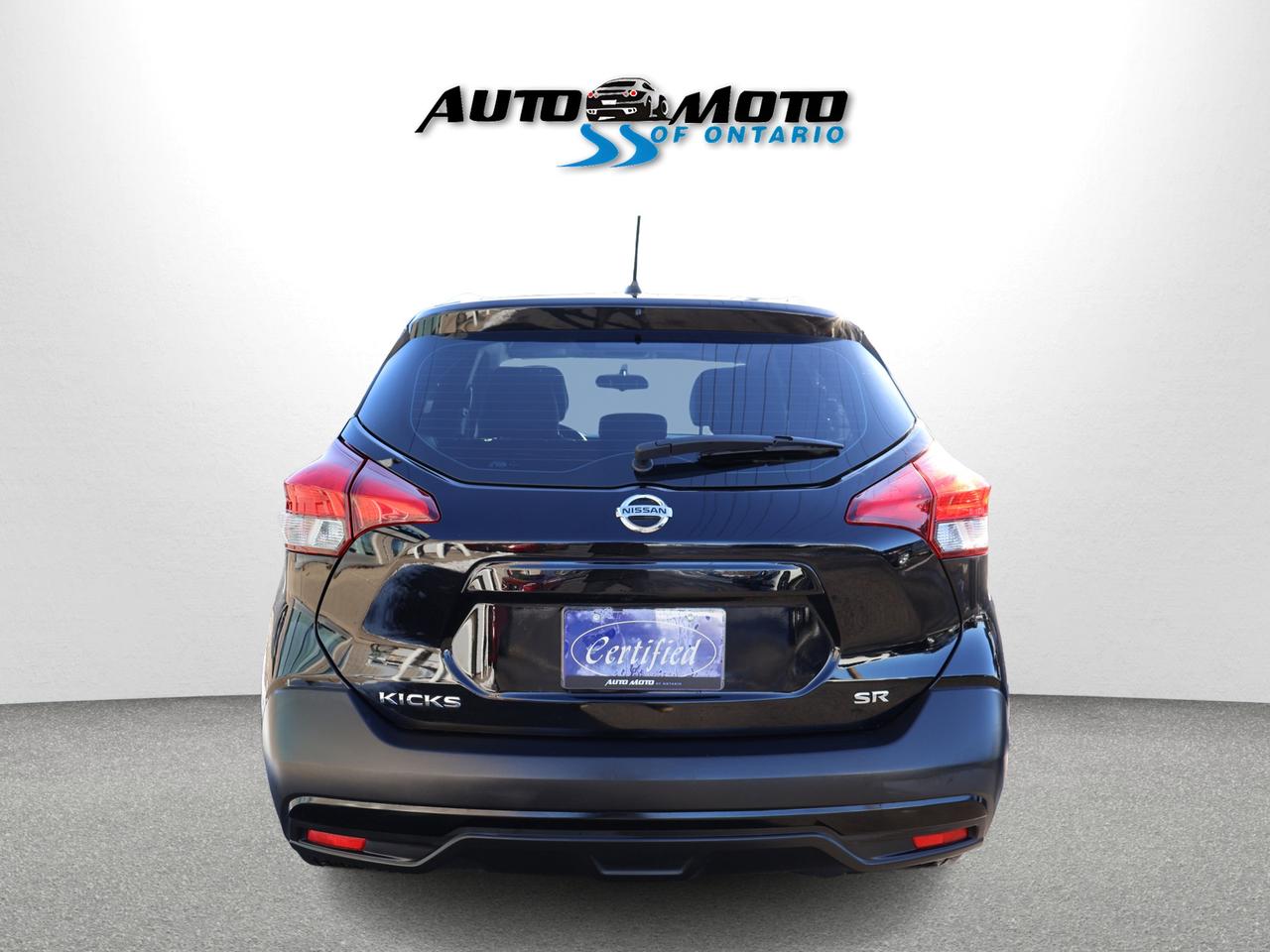 2019 Nissan Kicks SR CERTIFIED *1 OWNER*ACCIDENT FREE*NISSAN MAINTAIN* CAMERA BLUETOOTH LEATHER HEATED SEATS CRUISE ALLOYS Photo