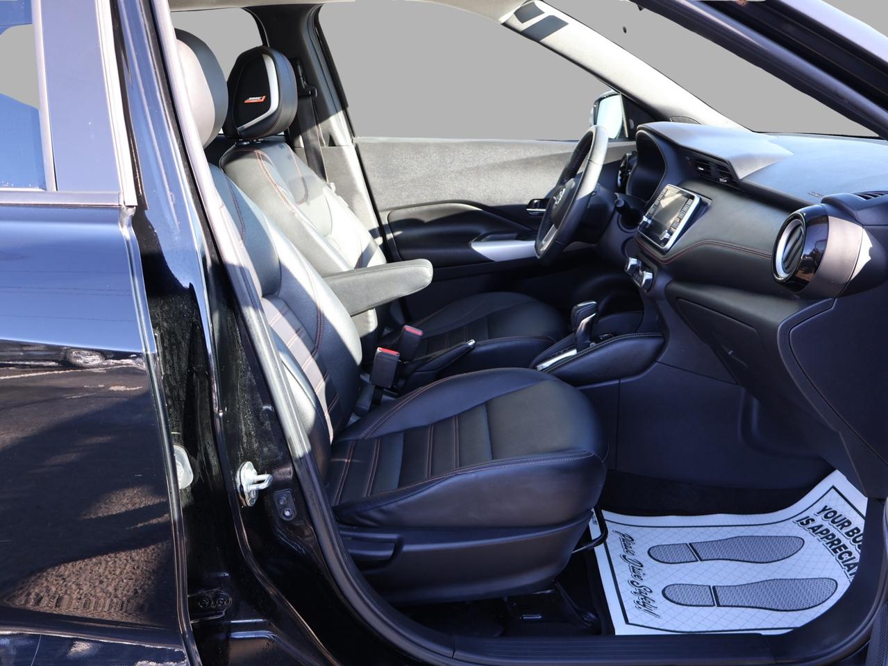 2019 Nissan Kicks SR CERTIFIED *1 OWNER*ACCIDENT FREE*NISSAN MAINTAIN* CAMERA BLUETOOTH LEATHER HEATED SEATS CRUISE ALLOYS Photo