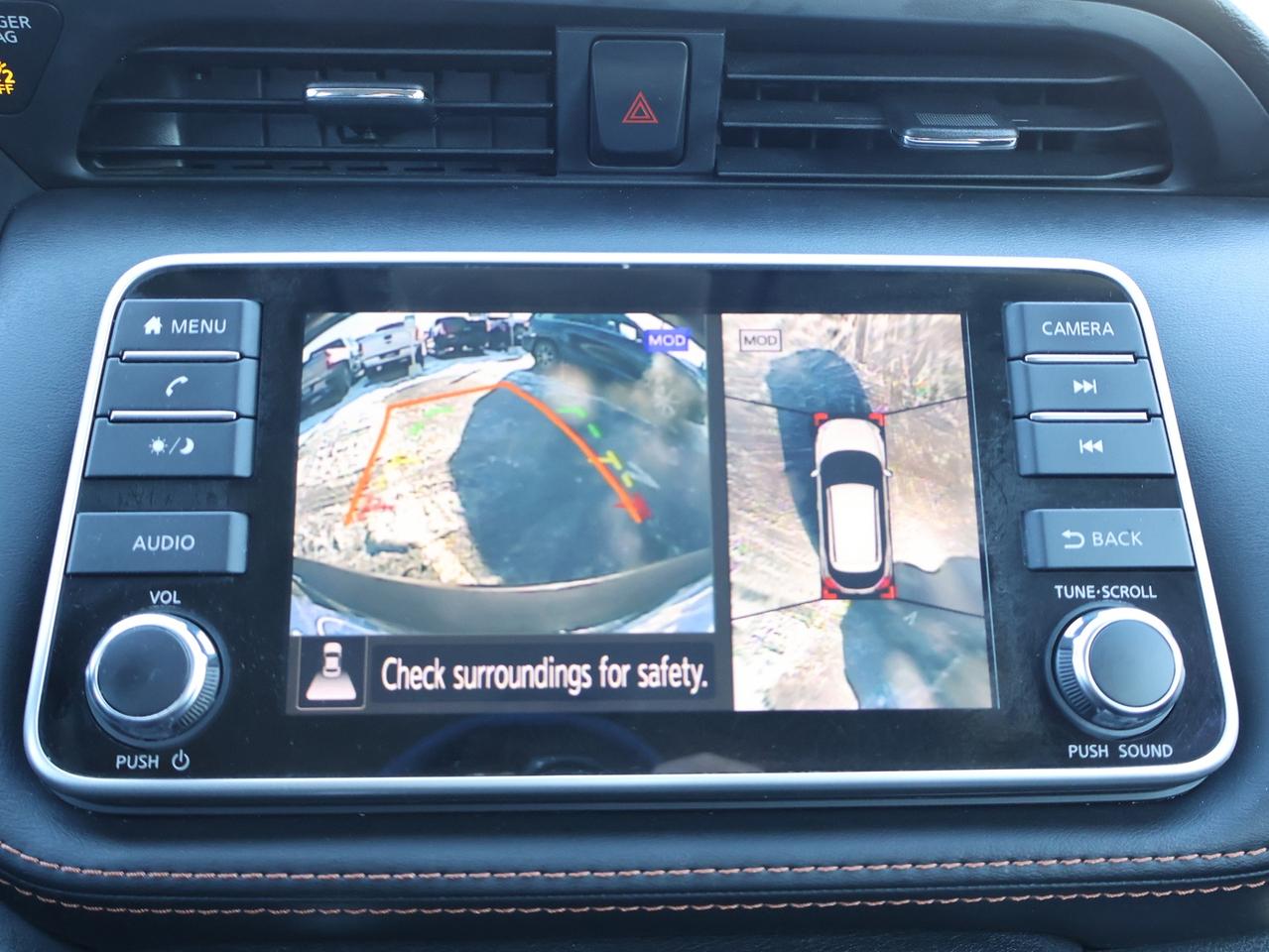 2019 Nissan Kicks SR CERTIFIED *1 OWNER*ACCIDENT FREE*NISSAN MAINTAIN* CAMERA BLUETOOTH LEATHER HEATED SEATS CRUISE ALLOYS Photo