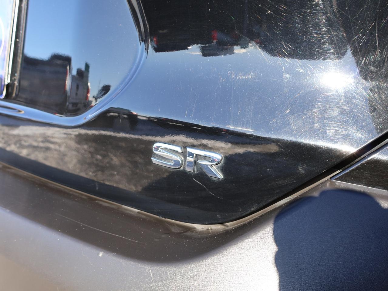 2019 Nissan Kicks SR CERTIFIED *1 OWNER*ACCIDENT FREE*NISSAN MAINTAIN* CAMERA BLUETOOTH LEATHER HEATED SEATS CRUISE ALLOYS Photo