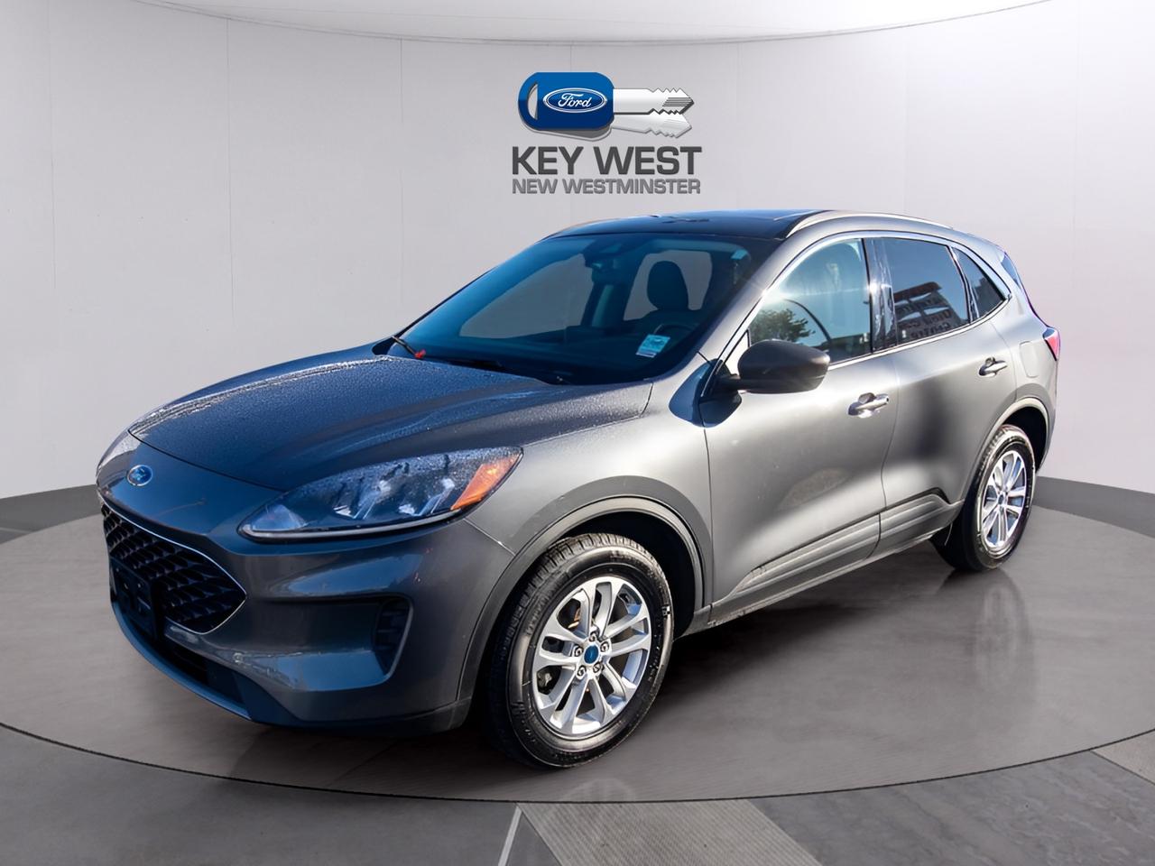 2022 Ford Escape SE AWD Photo1