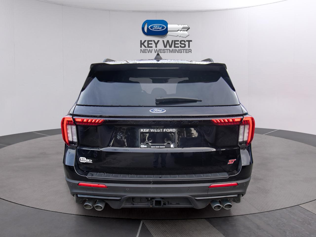 2025 Ford Explorer ST 4WD Photo3