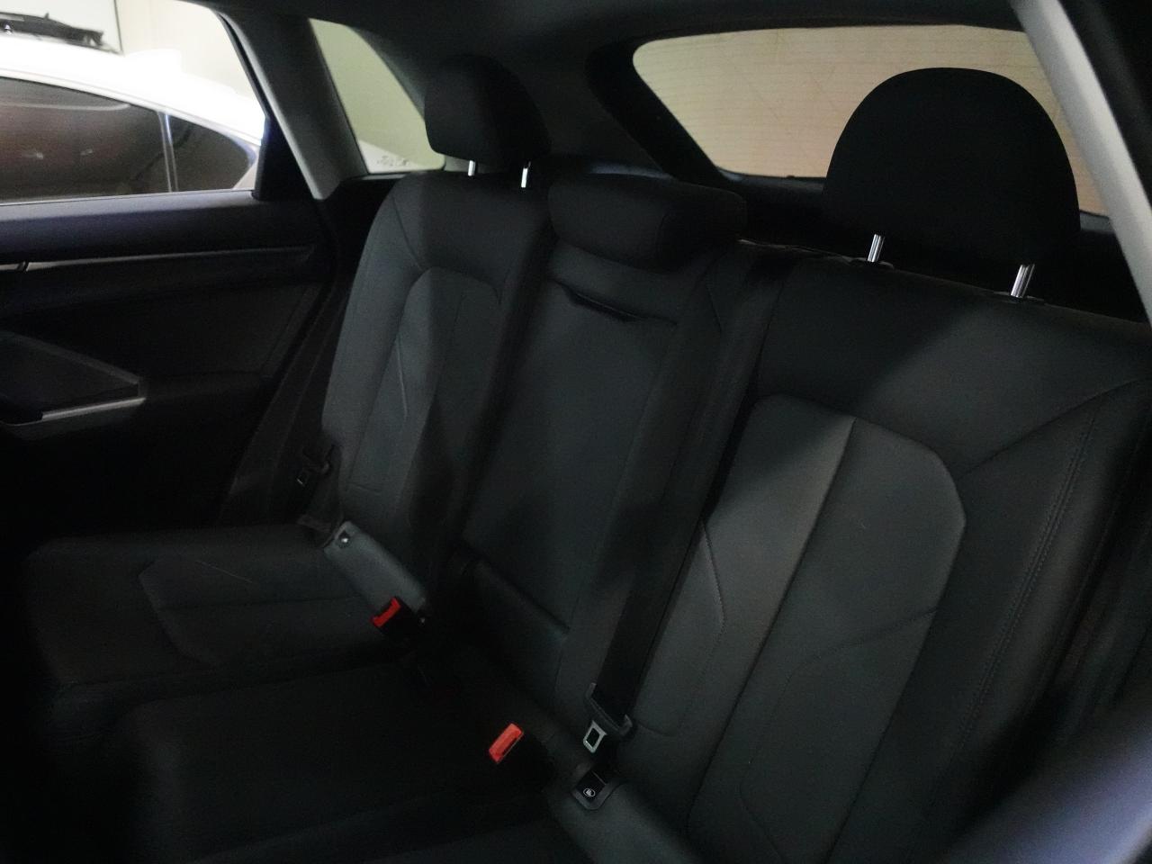 2021 Audi Q3 PROGRESIV S-Line AWD | Leather | Pano roof | BSM Photo