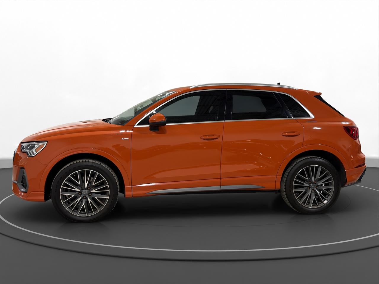 2019 Audi Q3 2.0 TFSI Quattro Technik Tiptronic Photo3