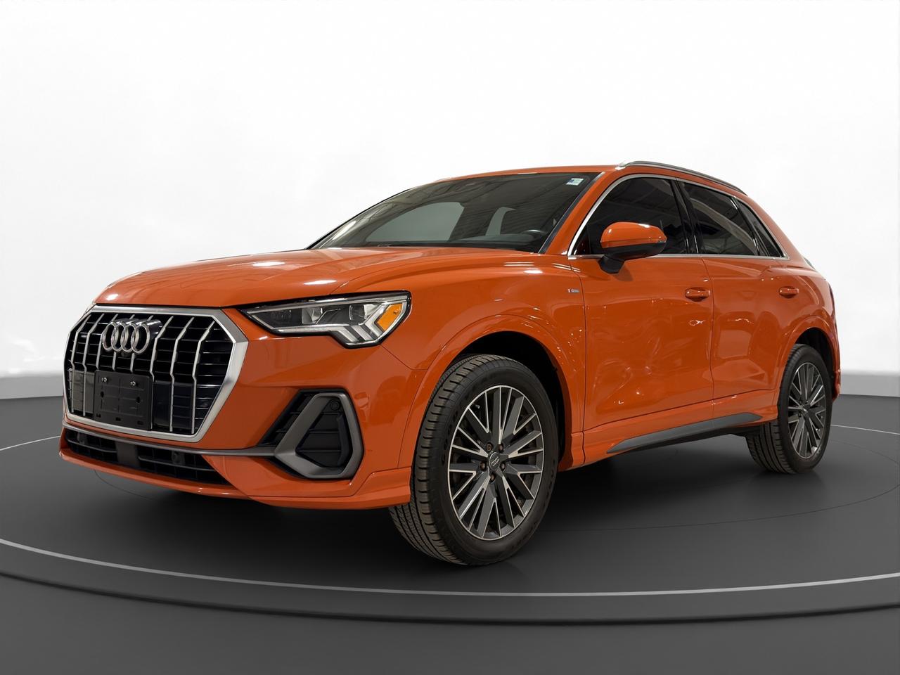2019 Audi Q3 2.0 TFSI Quattro Technik Tiptronic - Photo #1