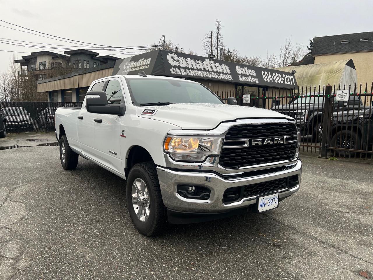 2023 RAM 3500 Big Horn 4x4 Crew Cab 8' Box Photo17