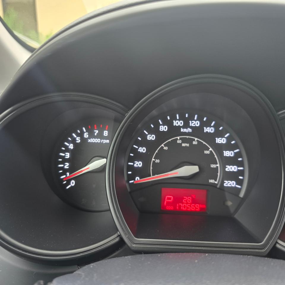 2013 Kia Rio LX+ Photo