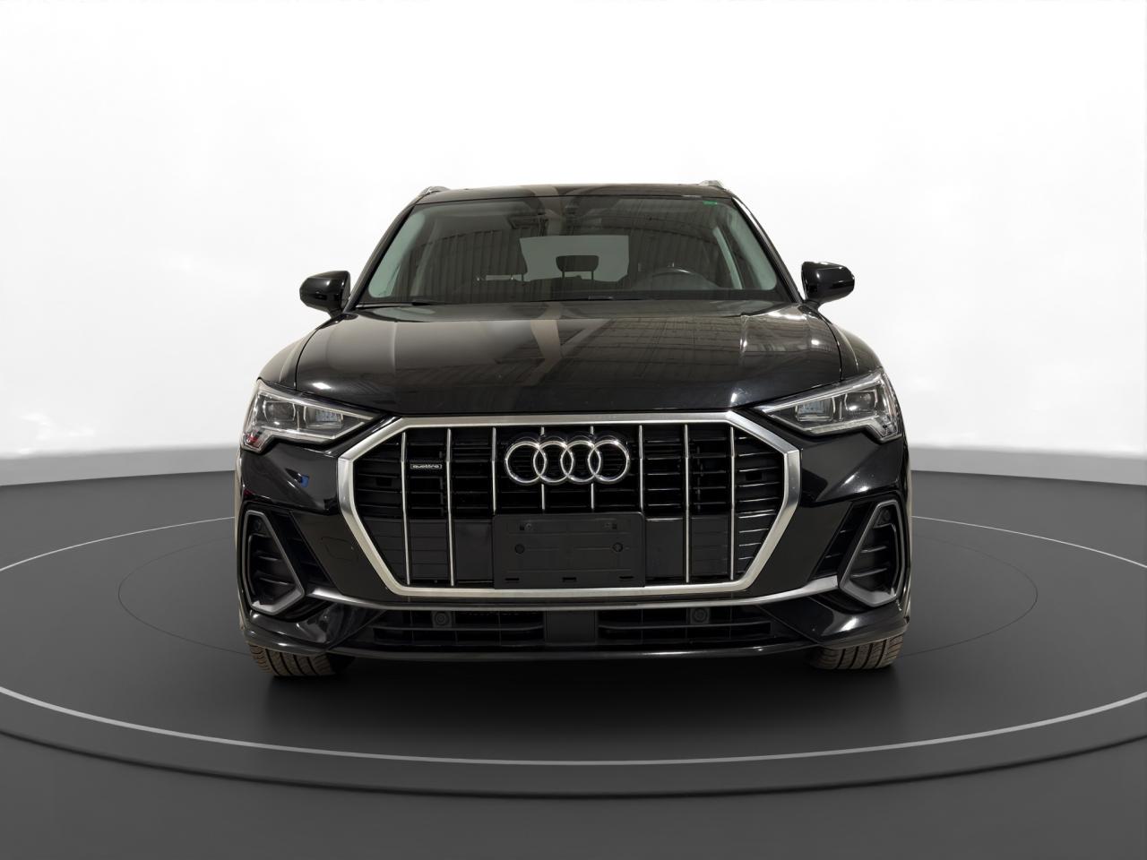 2020 Audi Q3 Progressiv 45 TFSI quattro Photo