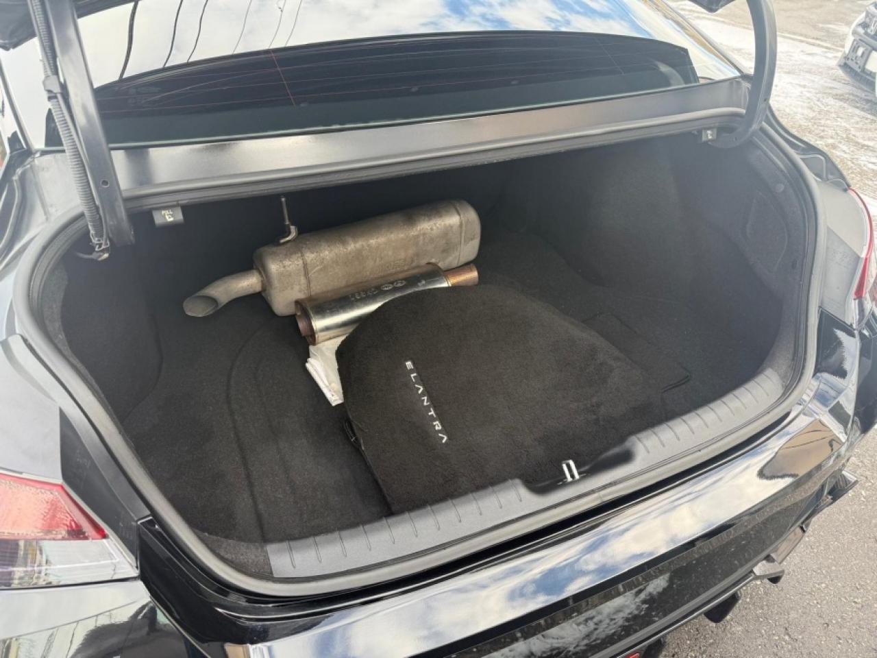 2021 Hyundai Elantra SEL * SUNROOF * SKIRT PACKAGE * TECH - Photo #18