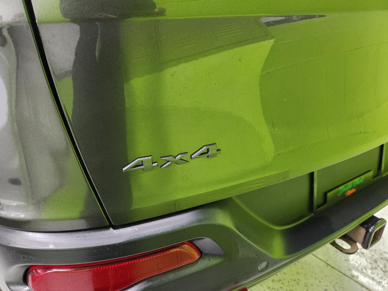 2016 Jeep Cherokee Trailhawk SAFTY PKG LTHR P-ROOF COOL SEATS LOADED Photo