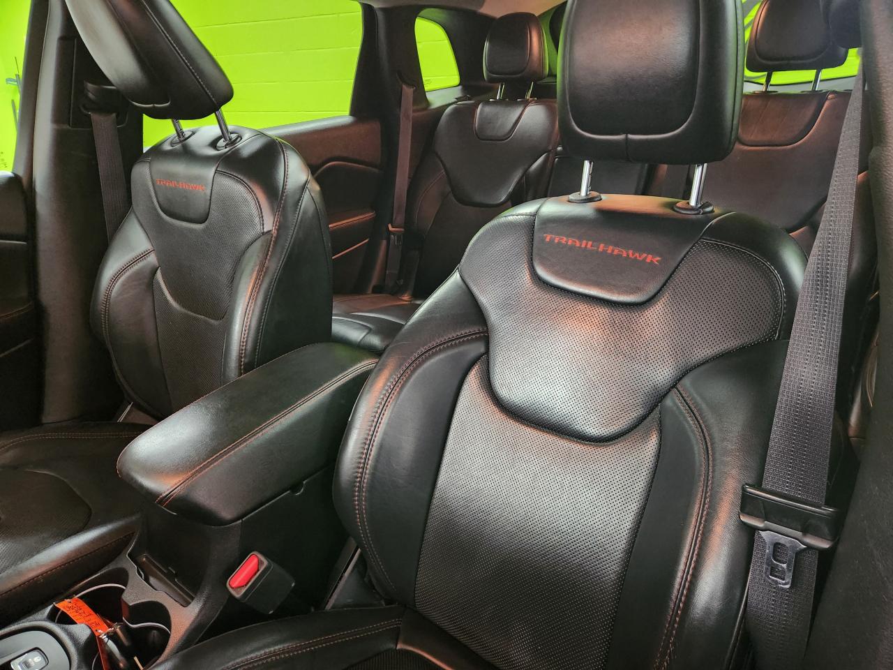 2016 Jeep Cherokee Trailhawk SAFTY PKG LTHR P-ROOF COOL SEATS LOADED Photo