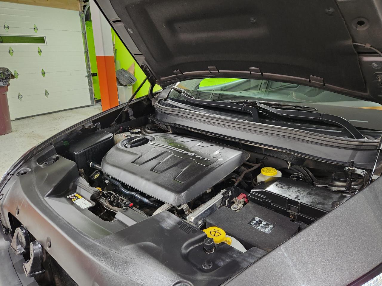 2016 Jeep Cherokee Trailhawk SAFTY PKG LTHR P-ROOF COOL SEATS LOADED Photo