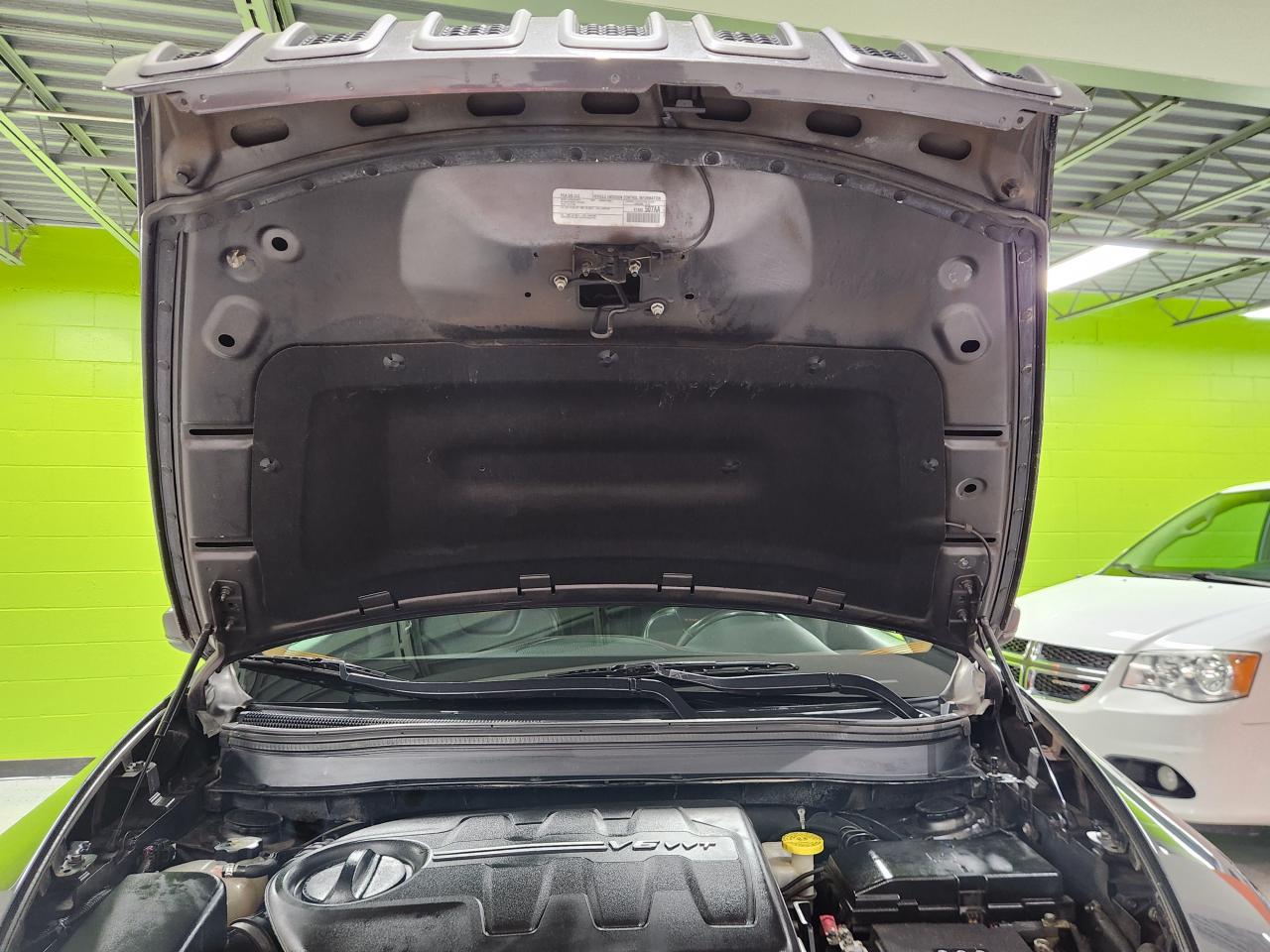 2016 Jeep Cherokee Trailhawk SAFTY PKG LTHR P-ROOF COOL SEATS LOADED Photo