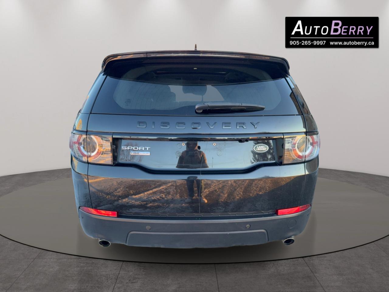 2016 Land Rover Discovery Sport 4WD 4dr HSE LUXURY Photo