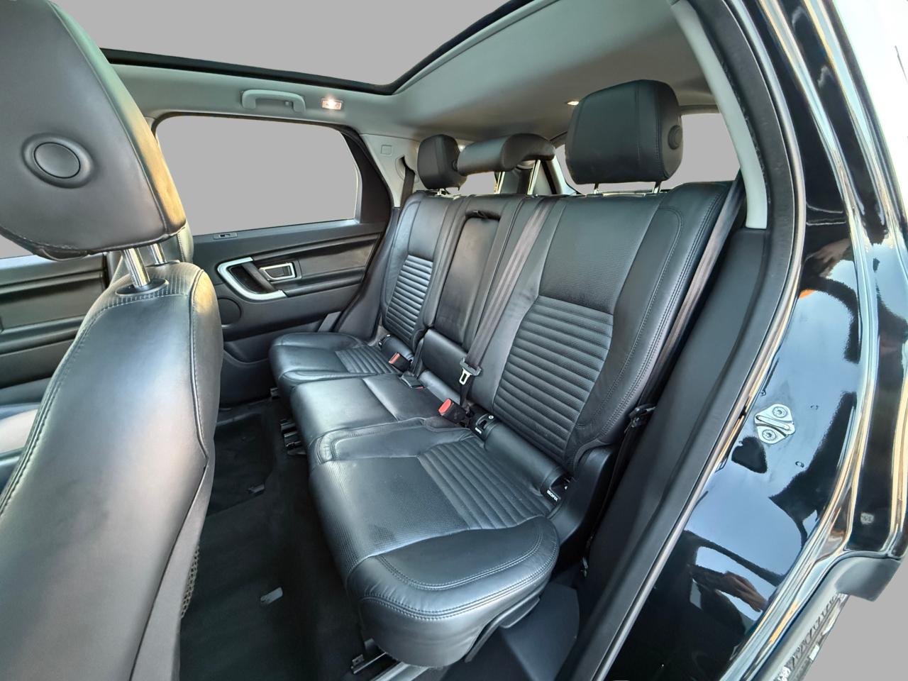 2016 Land Rover Discovery Sport 4WD 4dr HSE LUXURY Photo