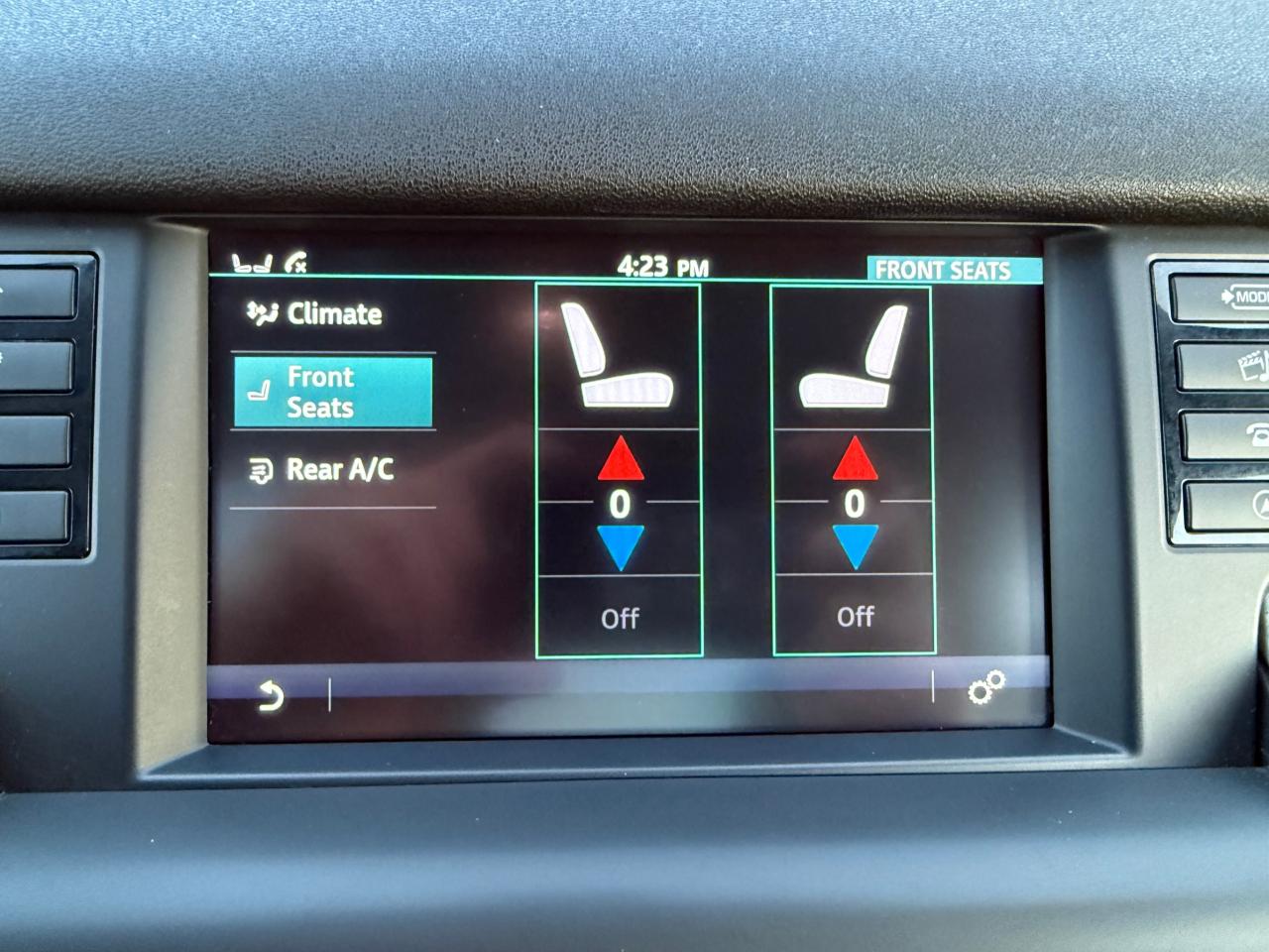 2016 Land Rover Discovery Sport 4WD 4dr HSE LUXURY Photo