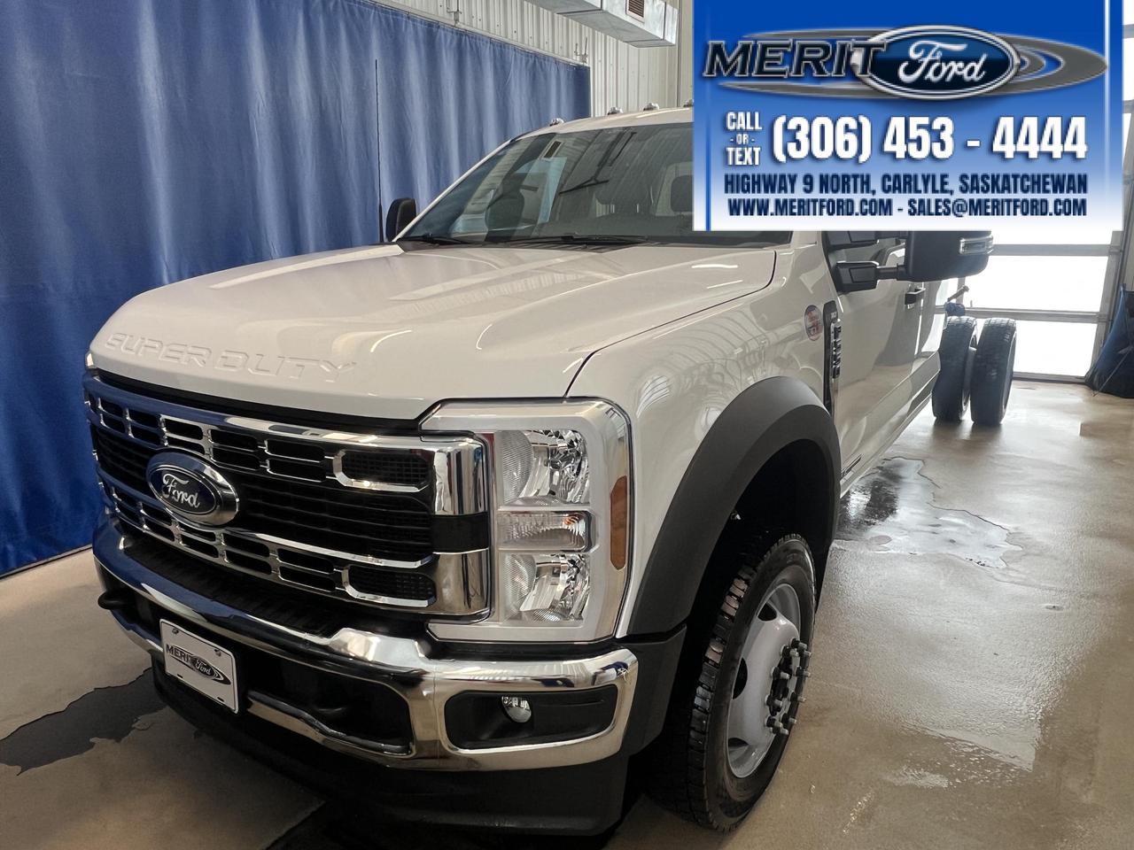 2026 Ford F-550 Super Duty DRW XLT Extended Cab Chassis-Cab Photo1