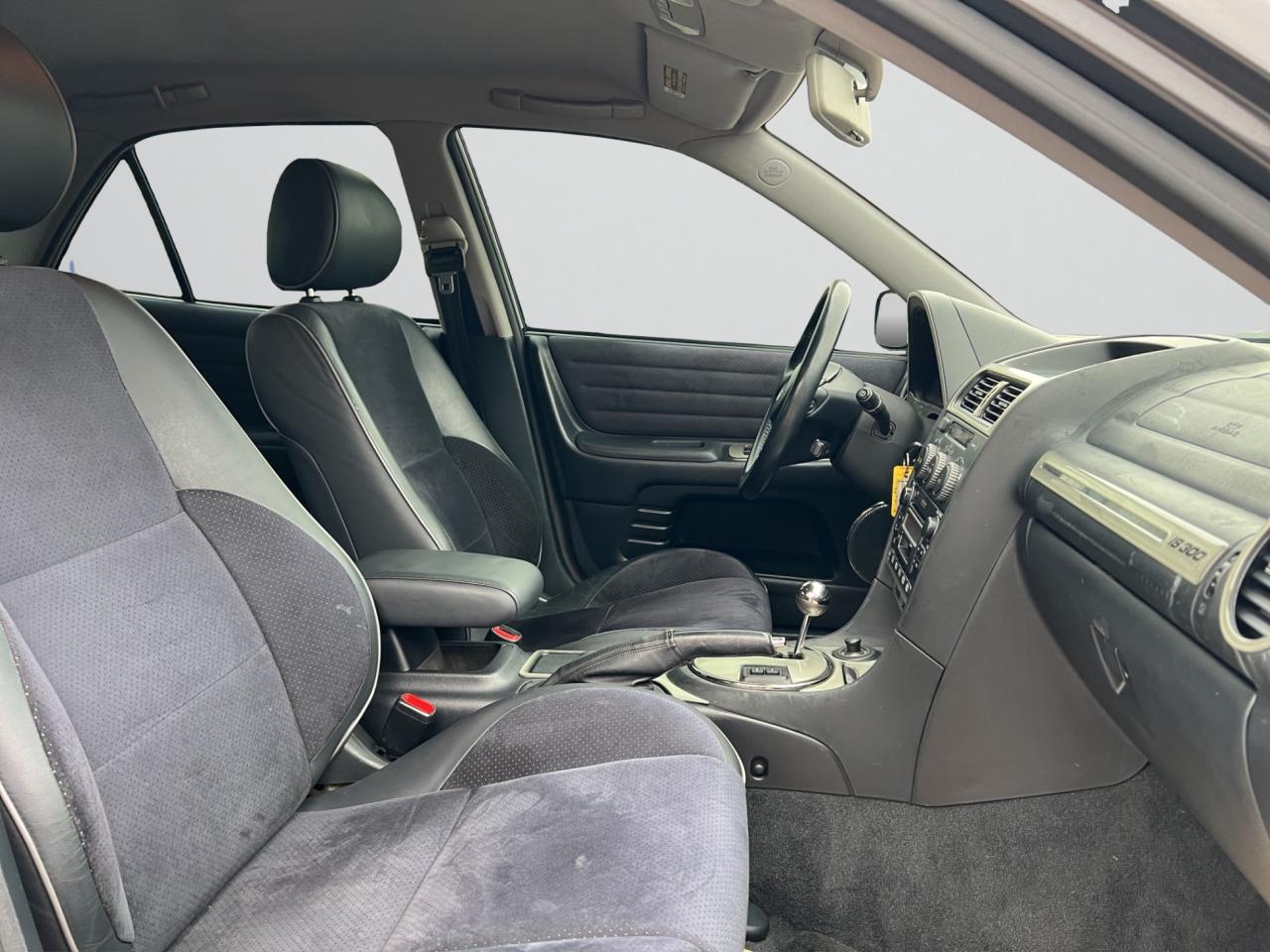 2002 Lexus IS IS 300 - 4 Years Warranty Available  !!! Photo