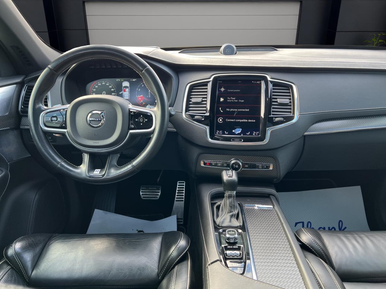 2017 Volvo XC90 T6 R-Design 7-Passenger AWD - Navigation !! Photo