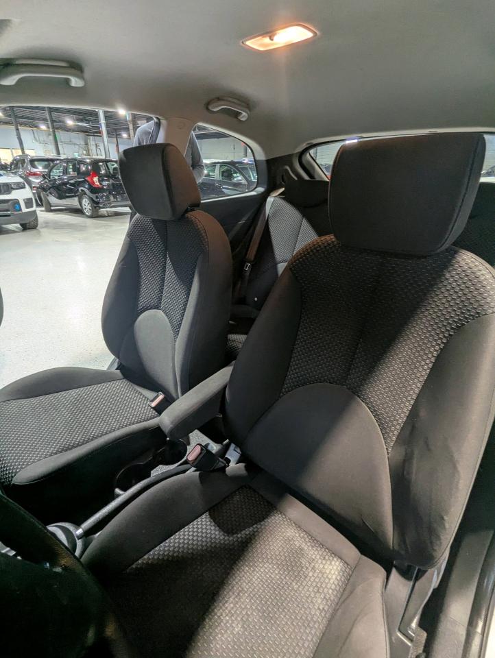 2011 Hyundai Accent 3dr HB Auto SE Photo